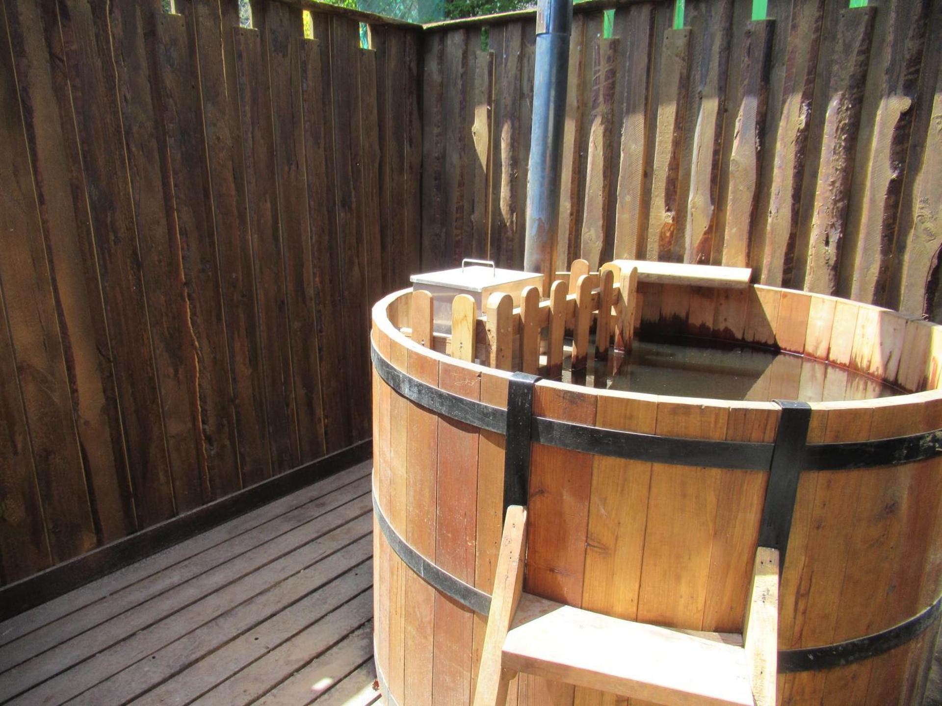 Tinaja de madera en Cayumanque Ecolodge